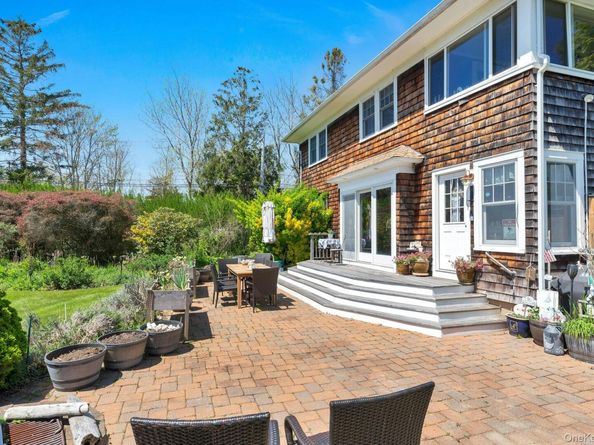 1025 9th Street, Greenport NY 11944