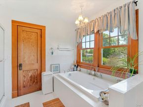 1025 9th Street, Greenport NY 11944