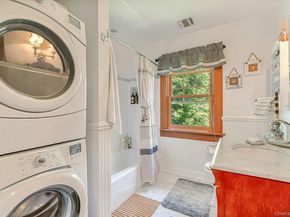 1025 9th Street, Greenport NY 11944