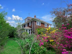 1025 9th Street, Greenport NY 11944