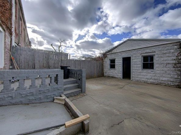 114-48 200th Street, Saint Albans NY 11412