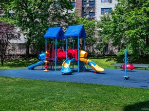 166 Pearsall Drive 5E, Mount Vernon NY 10552