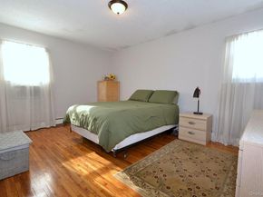 9 Tory Court, Holbrook NY 11741