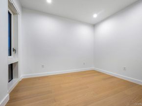 150-02 Northern Blvd 4J, Flushing NY 11354