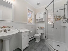 306 Southdown Road, Lloyd Harbor NY 11743