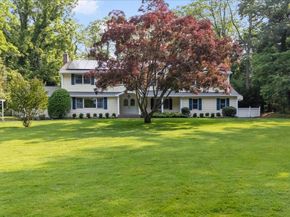 306 Southdown Road, Lloyd Harbor NY 11743