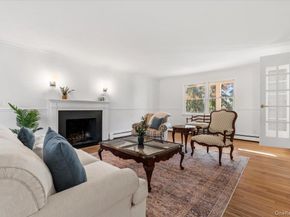 306 Southdown Road, Lloyd Harbor NY 11743