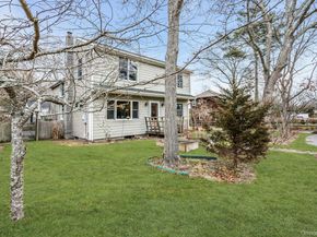 8 Ocean Avenue, Hampton Bays NY 11946
