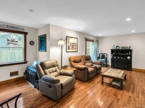 8 Ocean Avenue, Hampton Bays NY 11946