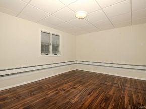 15 E Clearwater Road, Lindenhurst NY 11757