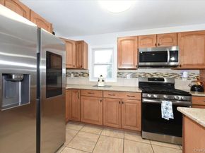 17 Arnold Drive, Middle Island NY 11953