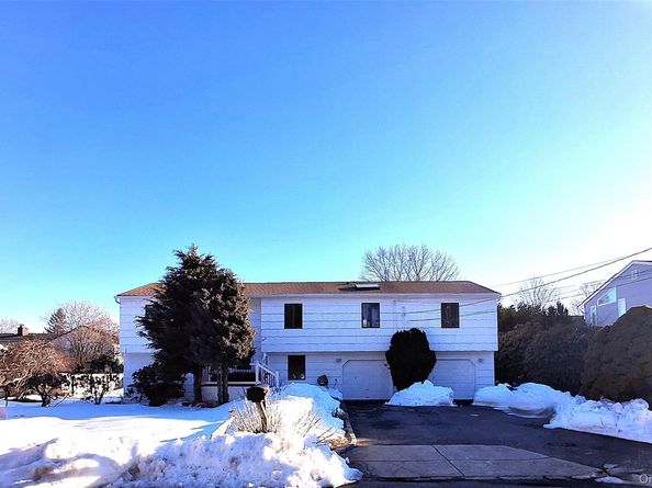 342 Everard Street, Dix Hills NY 11746