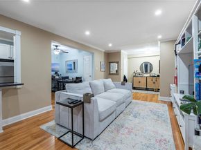 1 Jefferson Avenue A12, Rockville Centre NY 11570