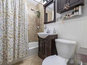 1 Jefferson Avenue A12, Rockville Centre NY 11570