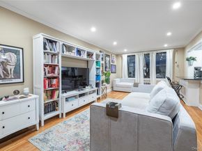 1 Jefferson Avenue A12, Rockville Centre NY 11570