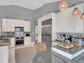 512 Links Drive E, Oceanside NY 11572