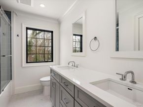 20 Fox Hunt Lane, Cold Spring Harbor NY 11724