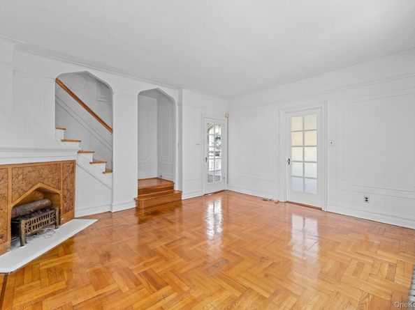 3329 Wilson Avenue, Bronx NY 10469