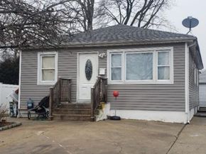 5 Campion Street, Brentwood NY 11717