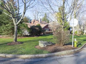 1 Cumberland Path, Setauket NY 11733