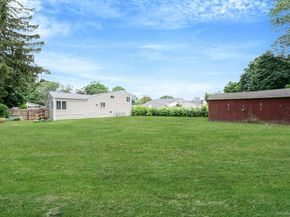 10 Laurie Road, Brentwood NY 11717