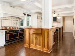 10 Meadow Lane, Purchase NY 10577