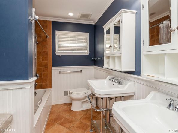 729 Wilson Street, North Woodmere NY 11581