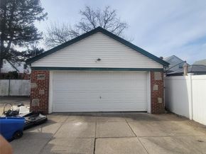 11924 203rd Street, Saint Albans NY 11412