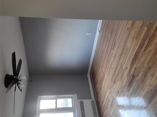 11924 203rd Street, Saint Albans NY 11412