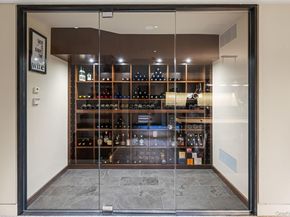 106 Premium Point, New Rochelle NY 10801