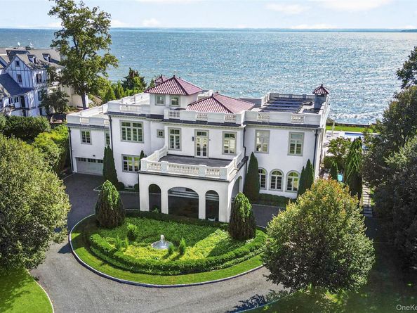 106 Premium Point, New Rochelle NY 10801