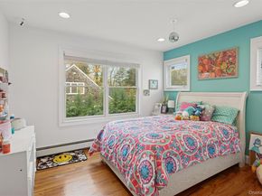 1560 Pebble Lane, Hewlett NY 11557