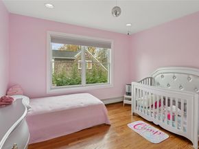 1560 Pebble Lane, Hewlett NY 11557