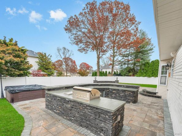 14 Adamson Street, Selden NY 11784