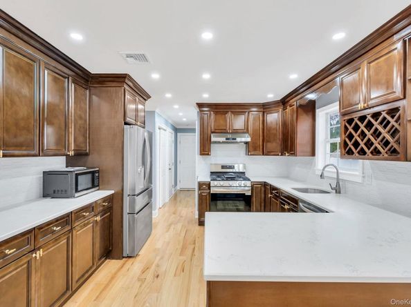 14 Adamson Street, Selden NY 11784