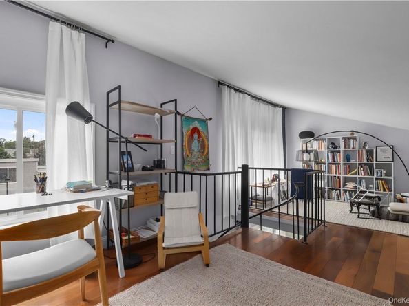 208 Harris Road EB3, Bedford Hills NY 10507