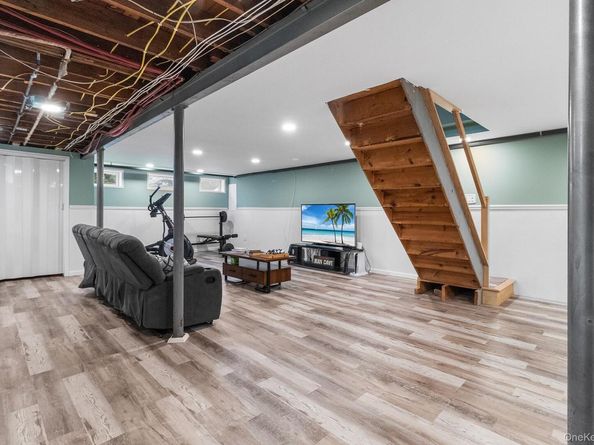 9 Elberta Drive, East Northport NY 11731