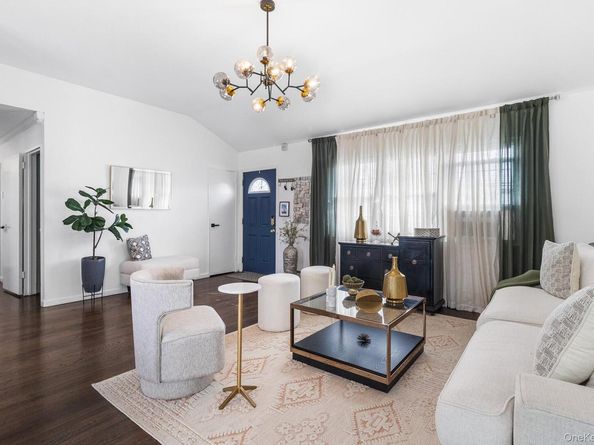 9 Elberta Drive, East Northport NY 11731