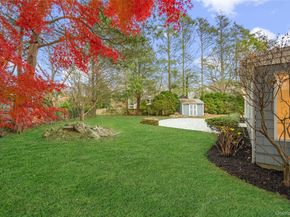 1 Upper Lane, Centerport NY 11721