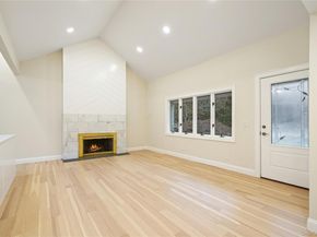 1 Upper Lane, Centerport NY 11721