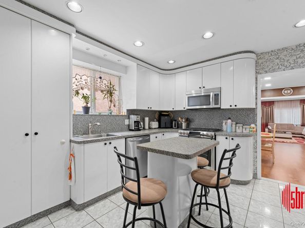 15 Van Sicklen Street, Brooklyn NY 11223