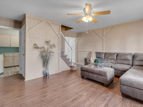 1392 Manor Lane, Bay Shore NY 11706