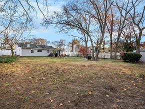 19 Corvette Road, Selden NY 11784