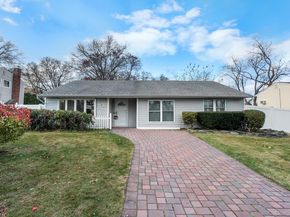 19 Corvette Road, Selden NY 11784