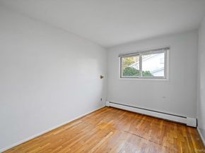 28 Glacier Drive, Smithtown NY 11787