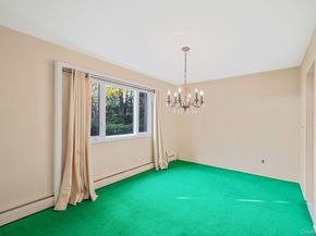 28 Glacier Drive, Smithtown NY 11787