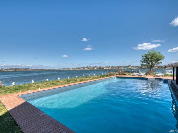 60 Bay View Drive E, Sag Harbor NY 11963