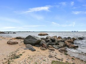 69 Cornwells Beach Road, Sands Point NY 11050
