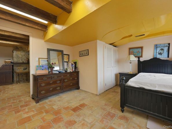 69 Cornwells Beach Road, Sands Point NY 11050