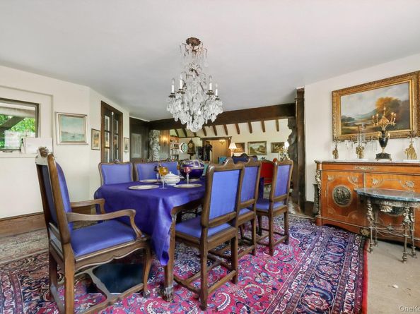 69 Cornwells Beach Road, Sands Point NY 11050